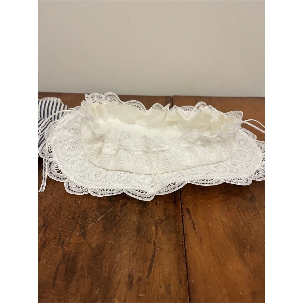 Vintage Belgium Holiday Lace‎ Au 